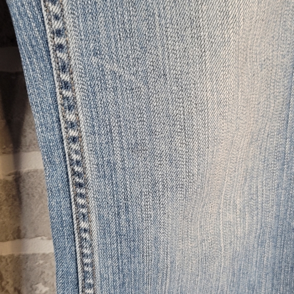 DKNY SOHO JEAN Flaired Boot Cut Light Wash Denim Jeans Women's Size 6R - Picture 9 of 16